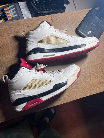 Jordan Son of Mars “White/Varsity Red” - Maat 46 (US 12) beschikbaar voor biedingen