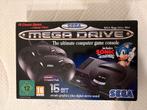 Sega Mega Drive Mini - Nieuw in doos! Sealed, Spelcomputers en Games, Spelcomputers | Sega, Met games, Mega Drive, Met 2 controllers