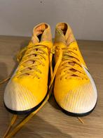 Voetbal schoenen Nike geel, Schoenen, Ophalen of Verzenden