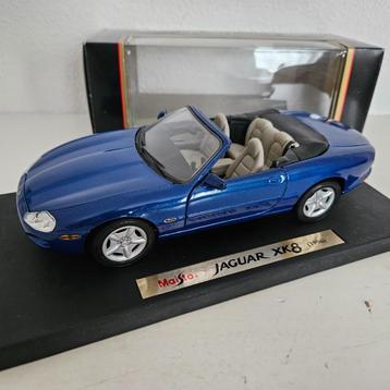MAISTO: JAGUAR XK8 Cabrio beschikbaar voor biedingen
