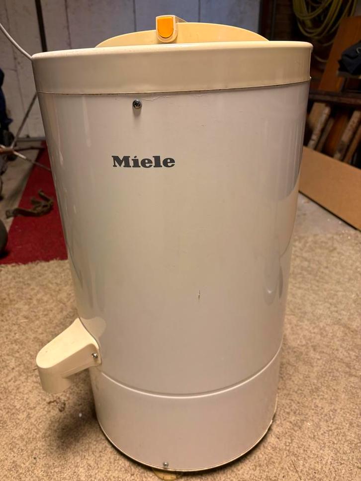 Miele centrifuge - Topkwaliteit!, Witgoed en Apparatuur, Wasdrogers, Gebruikt, Overige typen, Bovenlader, Minder dan 4 kg, Minder dan 85 cm