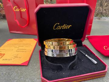 Cartier love armbanden beschikbaar voor biedingen