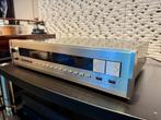 Accuphase T107 - tuner, Tuner road 1, Ophalen of Verzenden, Zo goed als nieuw, Info@accuphase.com