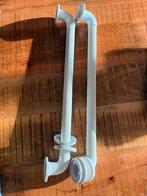 Muurbeugels 2 stuks 70cm, Ophalen, Zo goed als nieuw