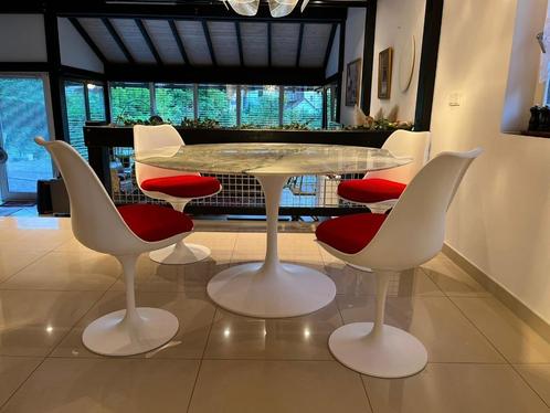 stoelen tulipe , eero saarinen , tafels tulipe eileen gray, Huis en Inrichting, Lampen | Hanglampen, Nieuw, Minder dan 50 cm, Hout