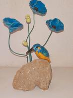Keramiek IJsvogel op Rots met Klaprozen, Antiek en Kunst, Ophalen of Verzenden