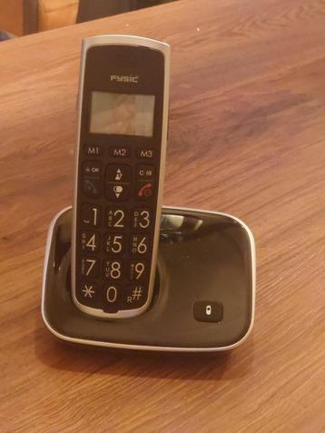 Senioren telefoon (gloednieuw) beschikbaar voor biedingen