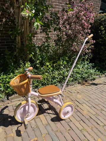 Banwood beschikbaar voor biedingen