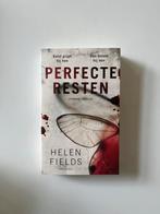 Helen Fields - Perfecte Resten [boek], Nieuw, Helen Fields, Ophalen of Verzenden