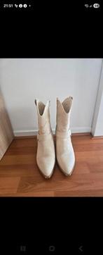 Larzen, Beige, Lage of Enkellaarzen, Ophalen of Verzenden, Zo goed als nieuw