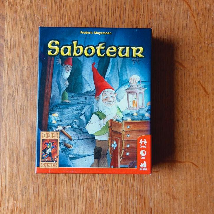 Saboteur kaartspel - 999 games, Hobby en Vrije tijd, Gezelschapsspellen | Kaartspellen, Zo goed als nieuw, Ophalen of Verzenden