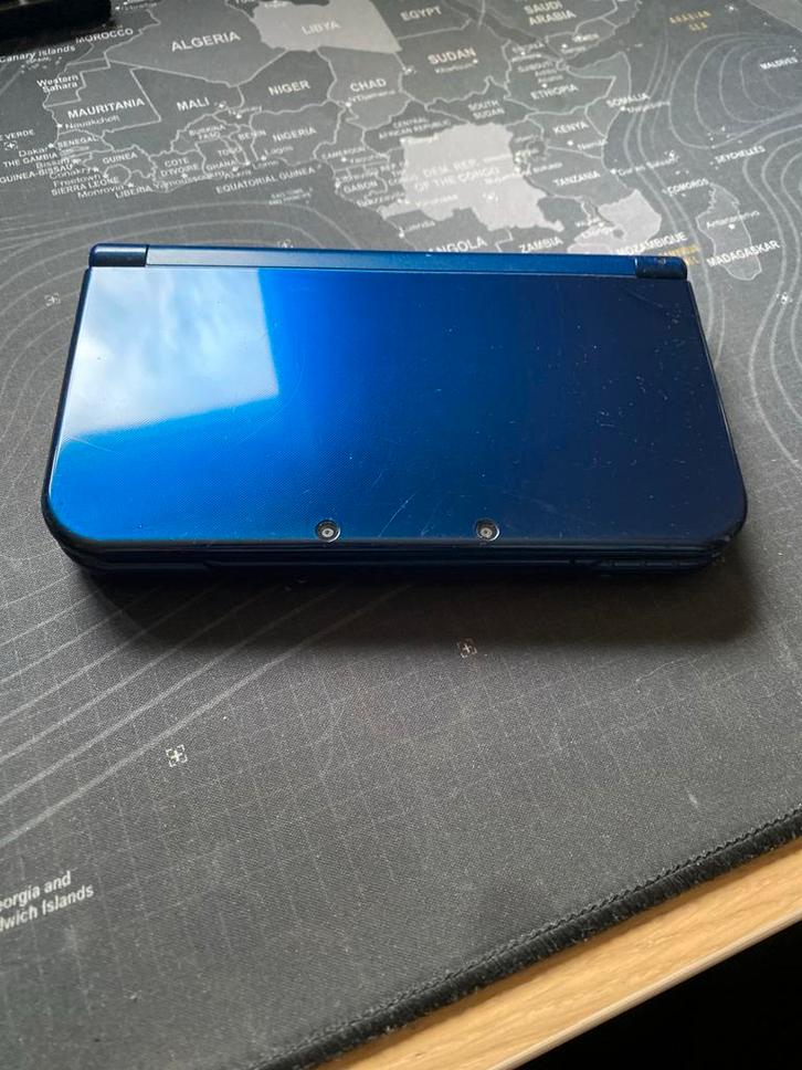 Defecte New Nintendo 3DS XL - voor reparatie, Spelcomputers en Games, Spelcomputers | Nintendo 2DS en 3DS, Niet werkend, 3DS XL