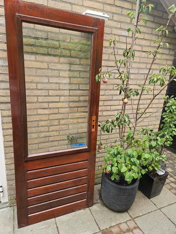 Hardhouten buitenndeur afm. 830x201.5mm  beschikbaar voor biedingen
