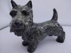 Schotse Terrier Grijs Porseleinen hond van Goebel nr: 30-504, Ophalen of Verzenden, Zo goed als nieuw, Dier