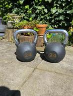 2 mooie kettlebells (24 kg per stuk), Sport en Fitness, Fitnessmaterialen, Gebruikt, Kettlebell, Ophalen