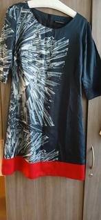 Mooi artistiek jurkje in zijde mix van Summum  maat 36, Zwart, Ophalen of Verzenden, Zo goed als nieuw, Knielengte