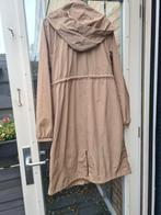 Lange trenchcoat regenjas maat 38/40, Ophalen of Verzenden, Zo goed als nieuw, Maat 38/40 (M), Beige