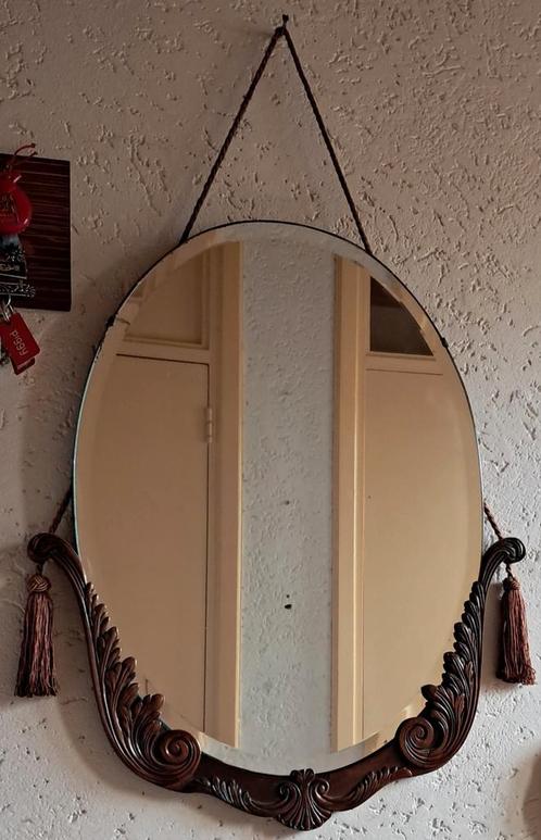 Antieke ovale spiegel met geslepen glas, Antiek en Kunst, Antiek | Spiegels, 50 tot 100 cm, Minder dan 100 cm, Ovaal, Ophalen of Verzenden