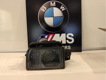 BMW E34 Mistlamp Links origineel BMW beschikbaar voor biedingen