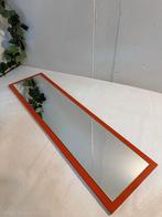 Vintage oranje spiegel jaren 70 oranje passpiegel brocante, Huis en Inrichting, Woonaccessoires | Spiegels, Ophalen, Minder dan 50 cm