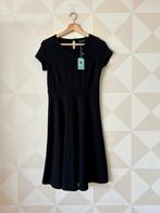 King Louie Elizabeth Dress jurk zwart crepe S/36 NIEUW, Zwart, Nieuw, Ophalen of Verzenden, Knielengte