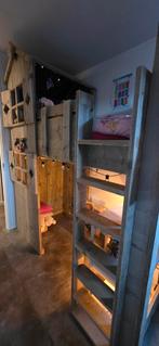 Unieke houten kinder hoogslaper, Ophalen, Zo goed als nieuw, Hoogslaper