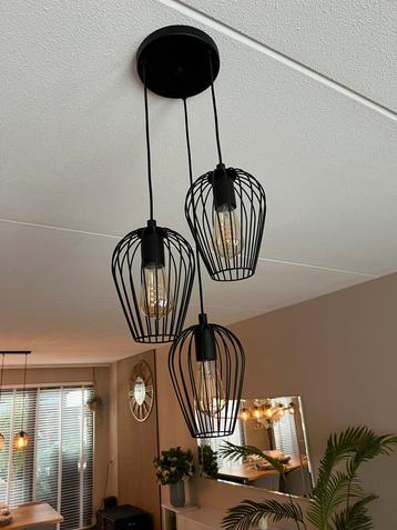 Hanglamp beschikbaar voor biedingen