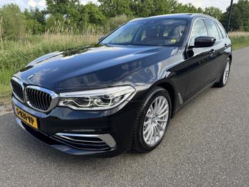 BMW 5 Serie Touring 530i xDrive High Executive Luxury Line V beschikbaar voor biedingen