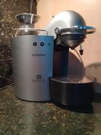 Siemens Nespresso-apparaat TK50n01, Witgoed en Apparatuur, Koffiezetapparaten, Ophalen, Gebruikt, Espresso apparaat, Koffiepads en cups