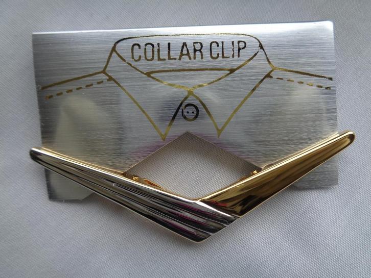BOORDKLEM KRAAGKLEM STREPEN HALF GOUD HALF ZILVERKLEURIG, Sieraden, Tassen en Uiterlijk, Overige Accessoires, Ophalen