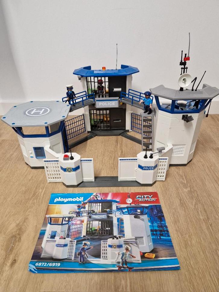 Playmobil City Action Politiebureau met gevangenis 6872, Kinderen en Baby's, Speelgoed | Playmobil, Gebruikt, Ophalen