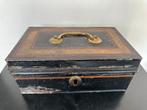 Antiek shabby groot winkel geldkist blik, Antiek en Kunst, Curiosa en Brocante, Ophalen of Verzenden