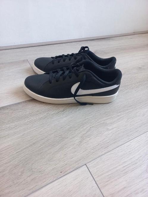 Zwarte nike maat 45 nieuw, Kleding | Heren, Schoenen, Nieuw, Sneakers of Gympen, Zwart, Ophalen of Verzenden