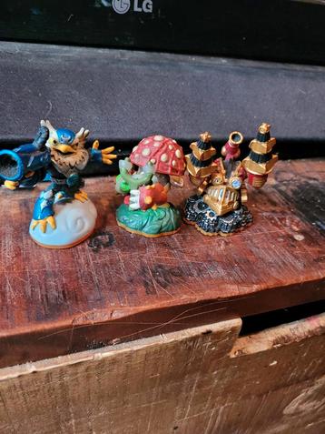 Skylanders Figuren - Set van 3 beschikbaar voor biedingen
