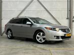 Honda Accord Tourer 2.4 Executive Automaat Panodak 201PK, Auto's, Honda, Gebruikt, 2354 cc, 1600 kg, 83 €/maand