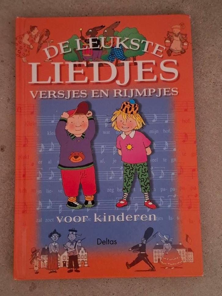 De leukste liedjes, versjes en rijmpjes voor kinderen, Boeken, Kinderboeken | Jeugd | onder 10 jaar, Zo goed als nieuw, Fictie algemeen