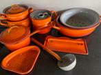 Emaille retro vintage pannenset oranje, Verzamelen, Ophalen of Verzenden, Overige typen