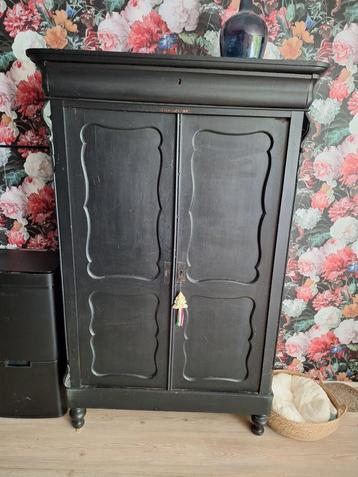 Biedermeierkast zwart B98xH170xD37cm meidenkast kledingkast  beschikbaar voor biedingen