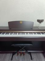 Yamaha Clavinova Digitale Piano, Ophalen, Gebruikt, Bruin, Digitaal