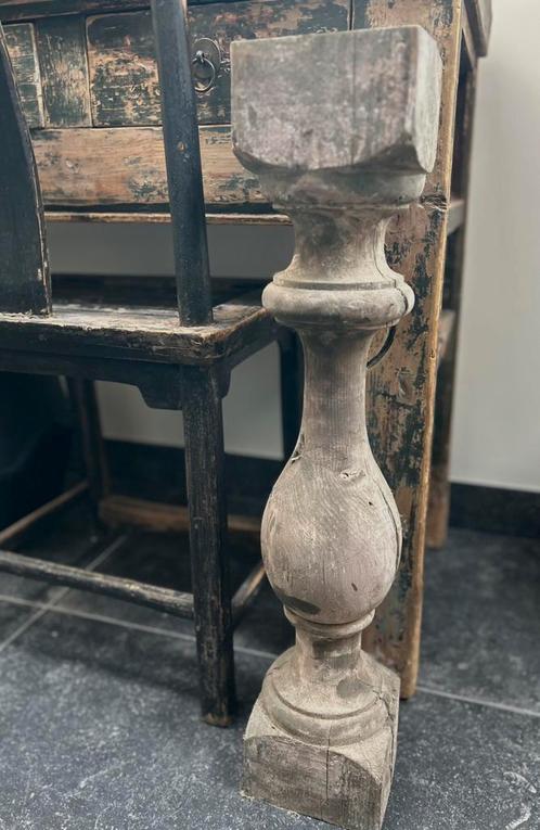 Grote oude baluster sober sleets imperfect, Antiek en Kunst, Curiosa en Brocante, Ophalen of Verzenden