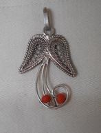 Zilveren antieke hanger met bloedkoralen kraaltjes nr.278, Verzenden, Zilver, Hanger