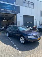 Audi A4 1.8 Avant *DEALER ONDERH.*HELE MOOIE*CLIMA*NWE APK*, Voorwielaandrijving, 65 €/maand, Zwart, 4 cilinders