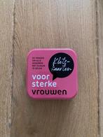 Spelletje Voor Sterke Vrouwen, Hobby en Vrije tijd, Gezelschapsspellen | Kaartspellen, Vijf spelers of meer, Ophalen of Verzenden