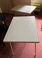 Twee stevige Mecalit campingtafels, Ophalen, Gebruikt, Campingtafel