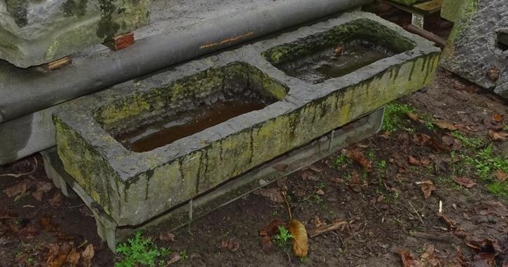 oude dubbele stenen trog troggen gootsteen wasbak, Antiek en Kunst, Curiosa en Brocante, Ophalen