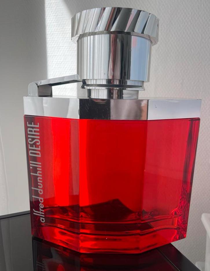 Giant Factice Dunhill DISIRE  zwaar Glazen Winkeldummy, Verzamelen, Parfumverzamelingen, Zo goed als nieuw, Parfumfles, Verzenden