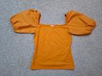 Okergeel H&M shirt, vierkante hals, maat S, Kleding | Dames, T-shirts, H&M, Geel, Ophalen of Verzenden, Zo goed als nieuw