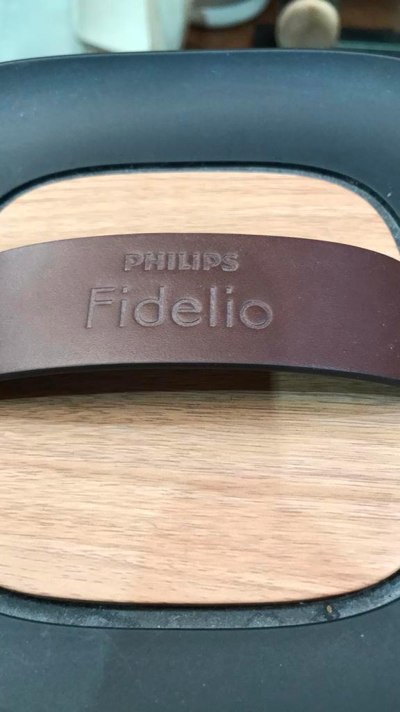 Philips Fidelio speakerset plus sub woofer., Audio, Tv en Foto, Luidsprekers, Zo goed als nieuw, Subwoofer, Philips, Ophalen of Verzenden