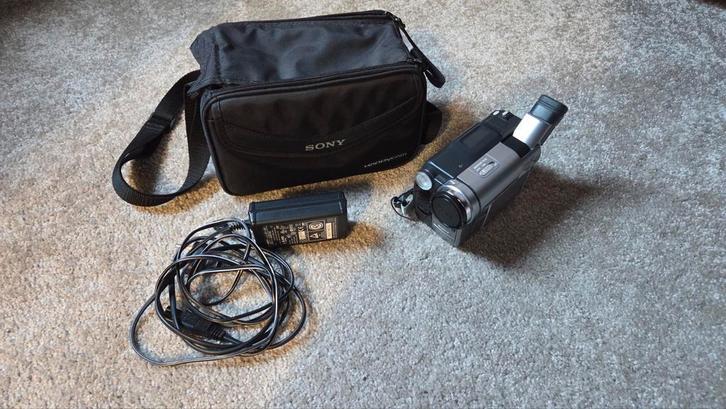Sony DCR-TRV270E Digital8 Camcorder - Nieuwstaat!, Audio, Tv en Foto, Videocamera's Digitaal, Zo goed als nieuw, Camera, Overige soorten