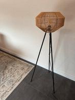 Rotan Vloerlamp Kwantum, Huis en Inrichting, Lampen | Vloerlampen, Ophalen, Zo goed als nieuw, Metaal, 100 tot 150 cm